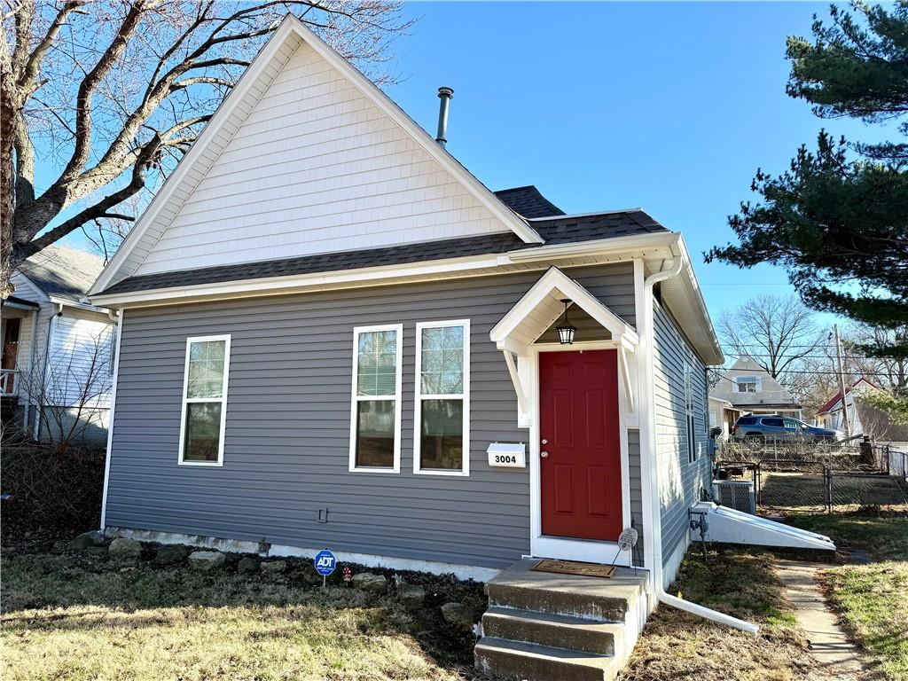 Listing Photo MLS #HMS2605957