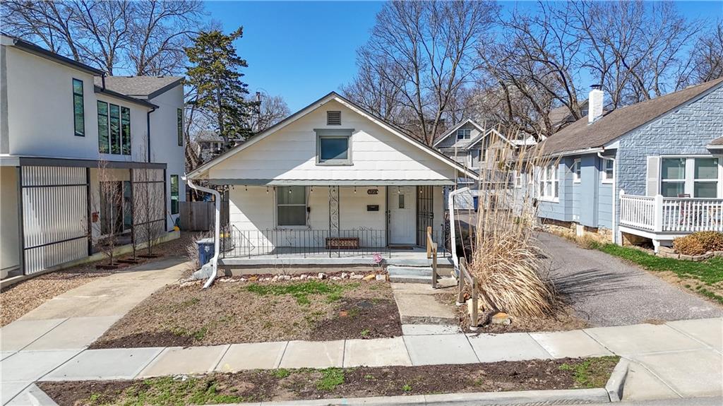 Listing Photo MLS #HMS2606413