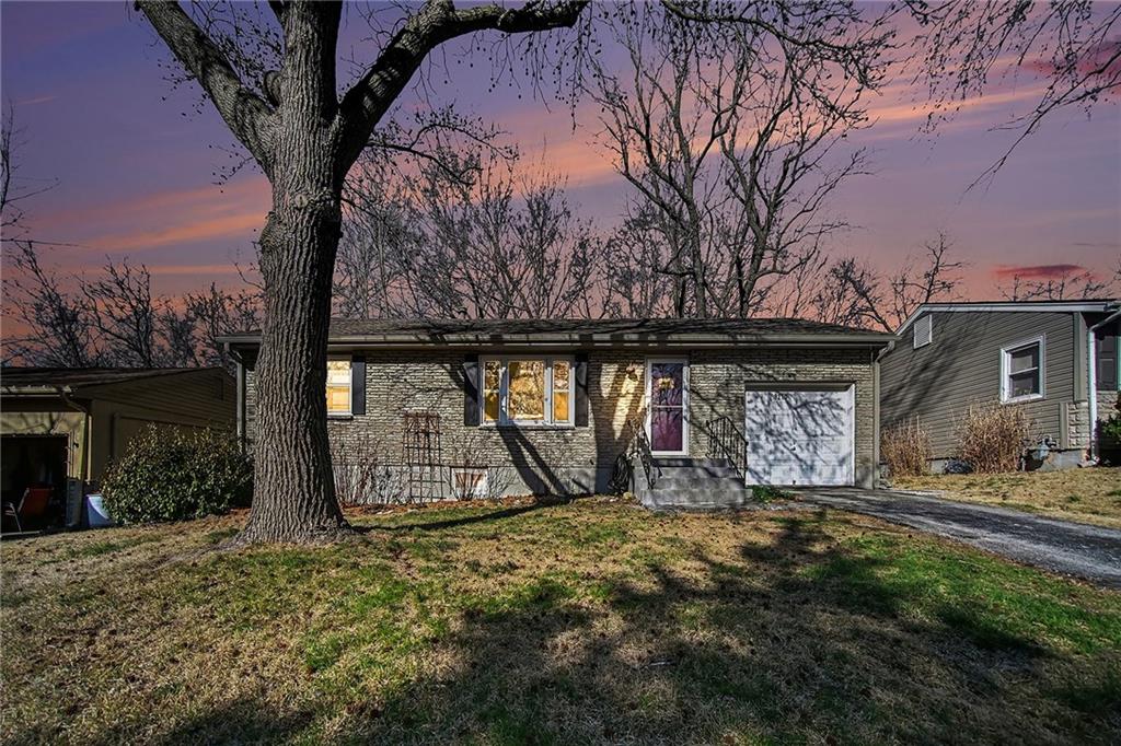 Listing Photo MLS #HMS2607728