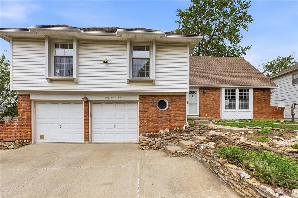 Listing Photo MLS #HMS2607769