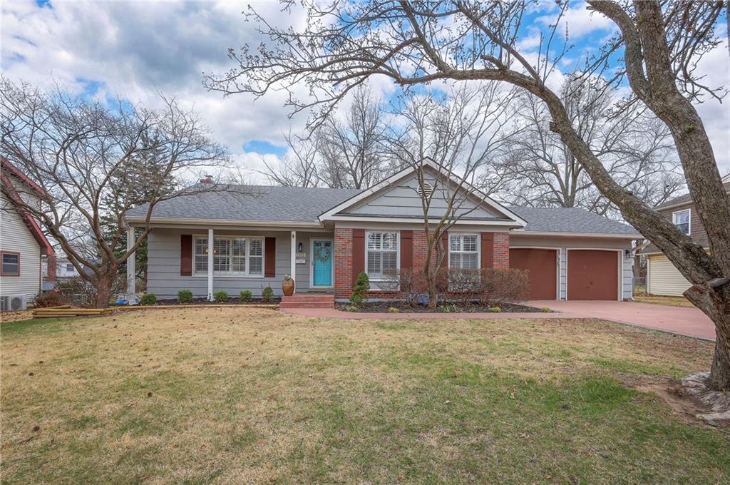 Listing Photo MLS #HMS2608254