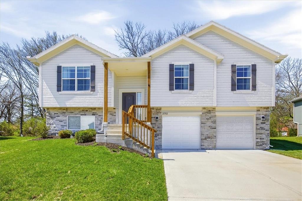 Listing Photo MLS #HMS2608423