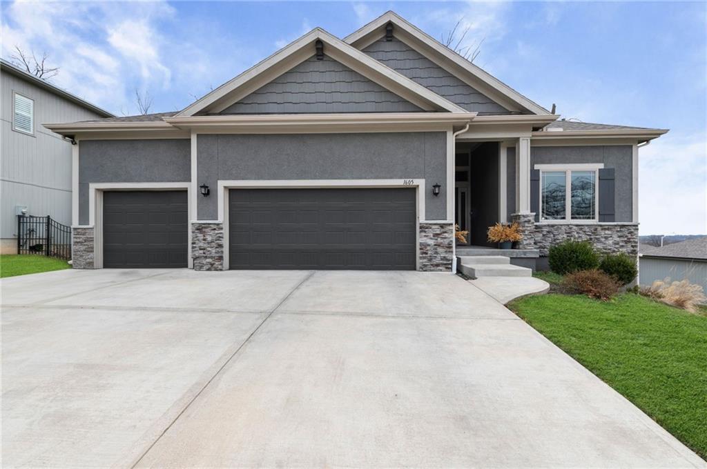 Listing Photo MLS #HMS2609069