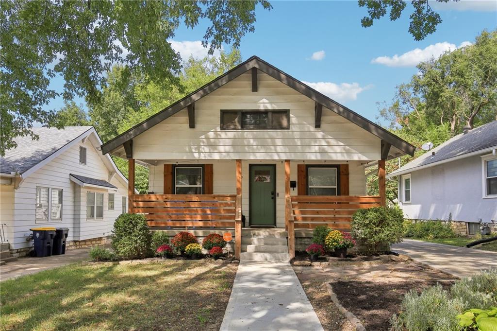 Listing Photo MLS #HMS2609567