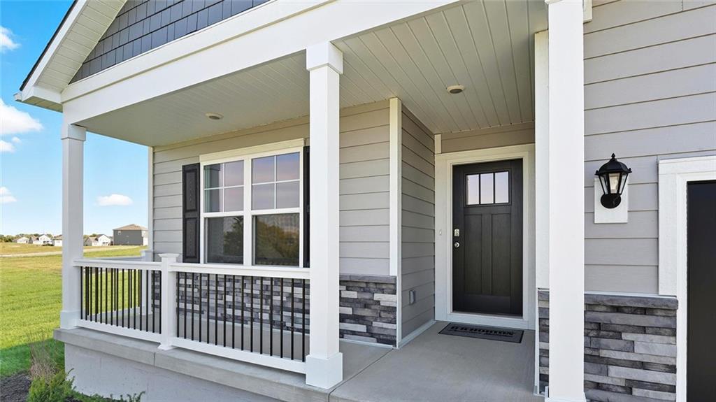 Listing Photo MLS #HMS2609779