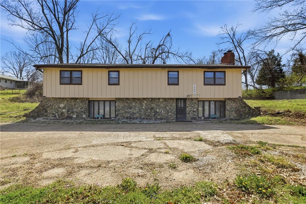 Listing Photo MLS #HMS2610097