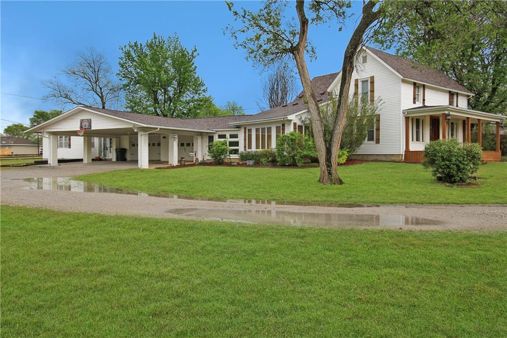 Listing Photo MLS #HMS2610221