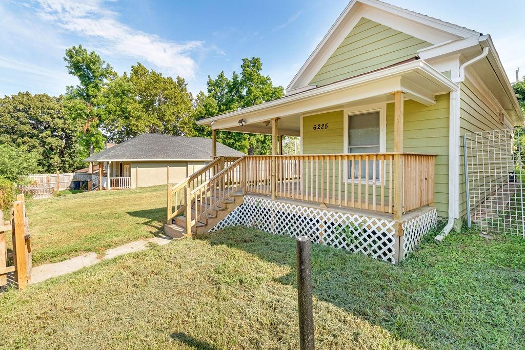 Listing Photo MLS #HMS2610652