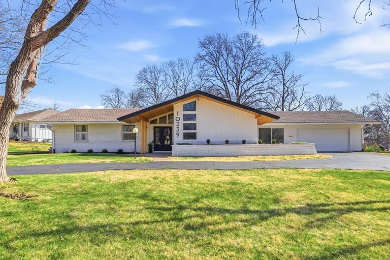 Listing Photo MLS #HMS2610773