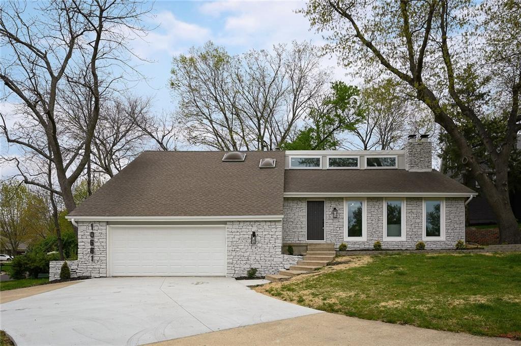 Listing Photo MLS #HMS2611920