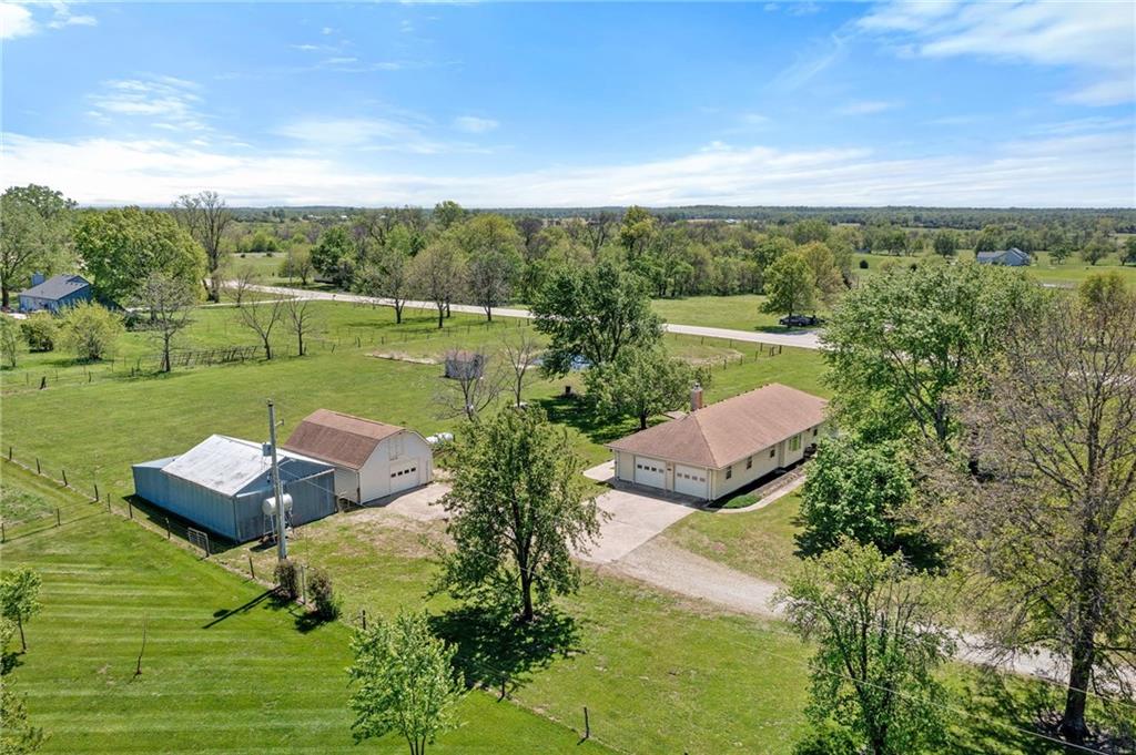 Listing Photo MLS #HMS2613443