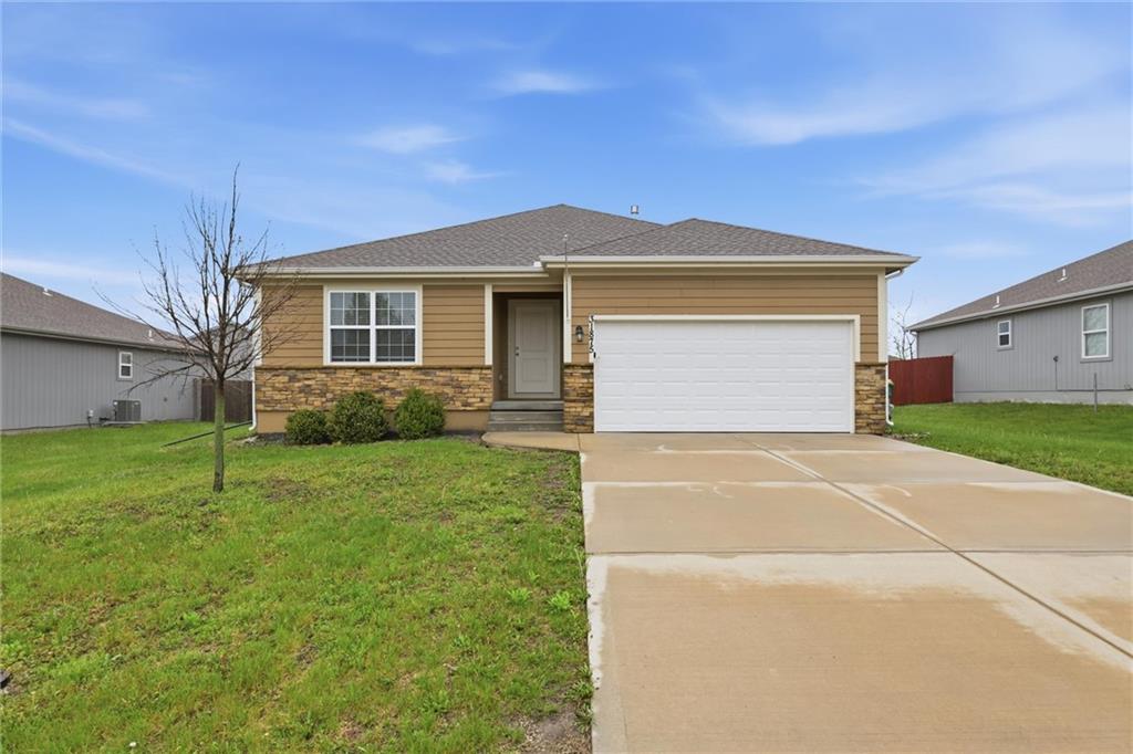Listing Photo MLS #HMS2613920