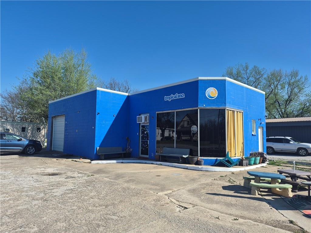 Listing Photo MLS #HMS2613923