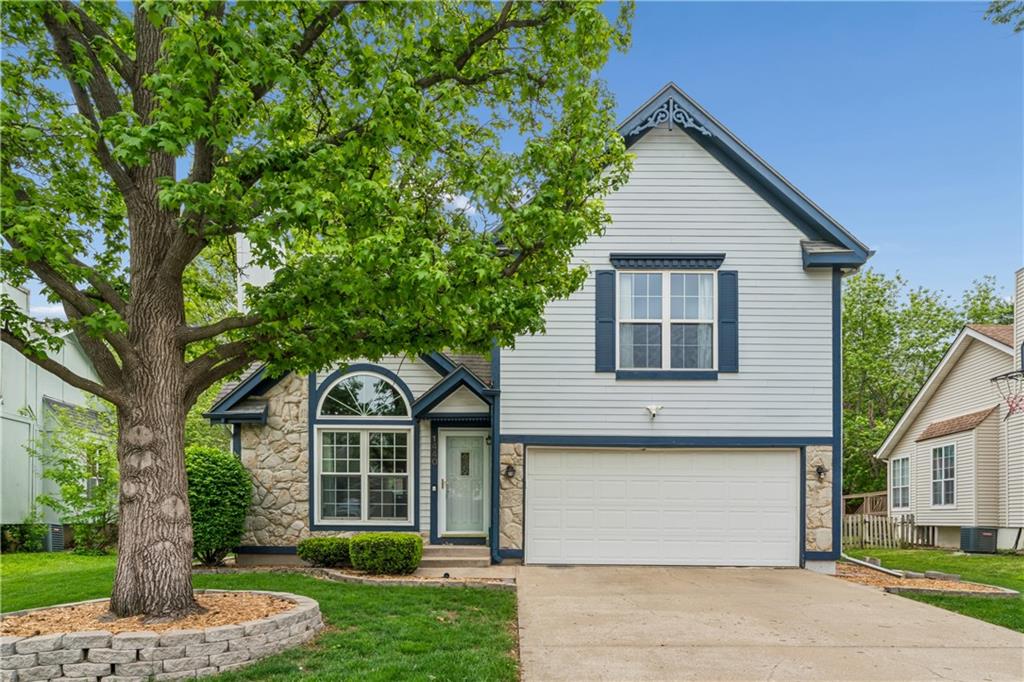 Listing Photo MLS #HMS2613930