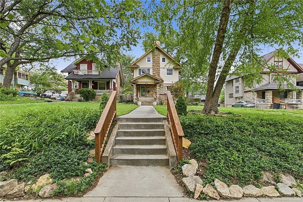 Listing Photo MLS #HMS2614348