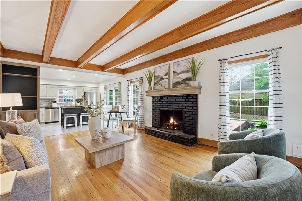 Listing Photo MLS #HMS2614471