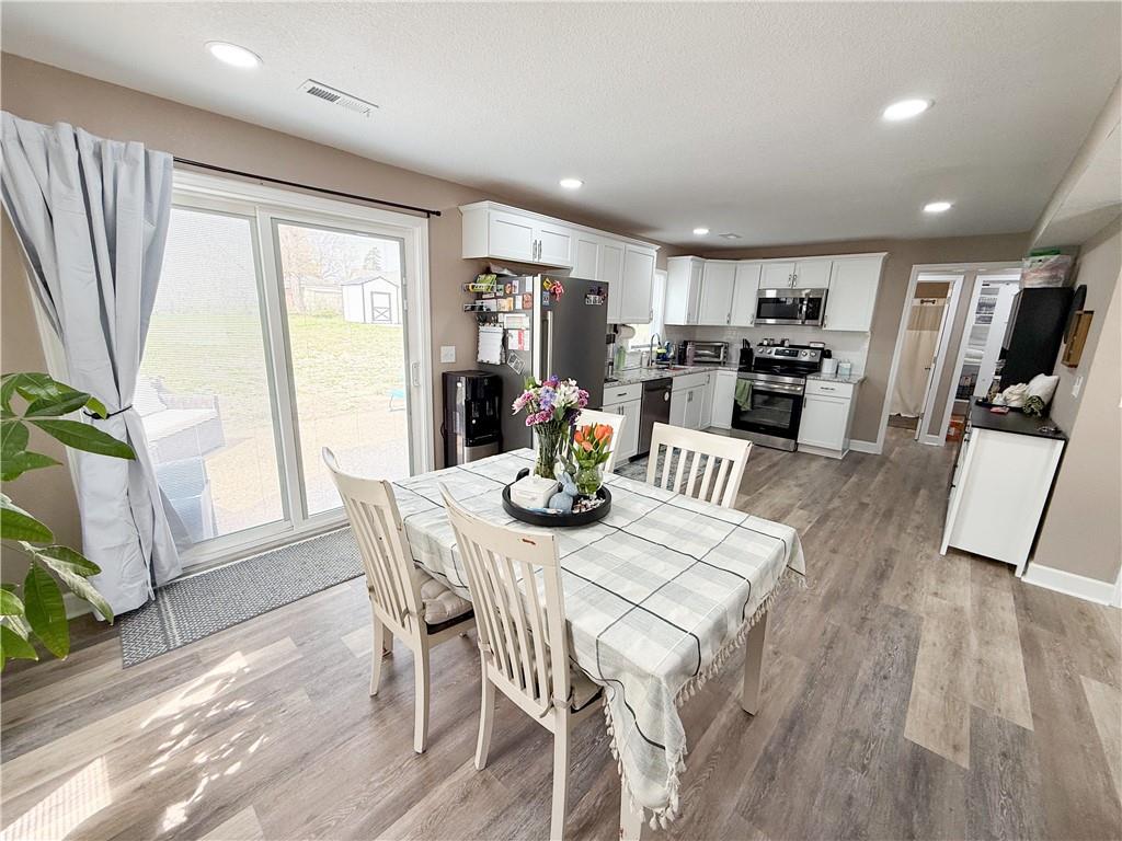 Listing Photo MLS #HMS2614510