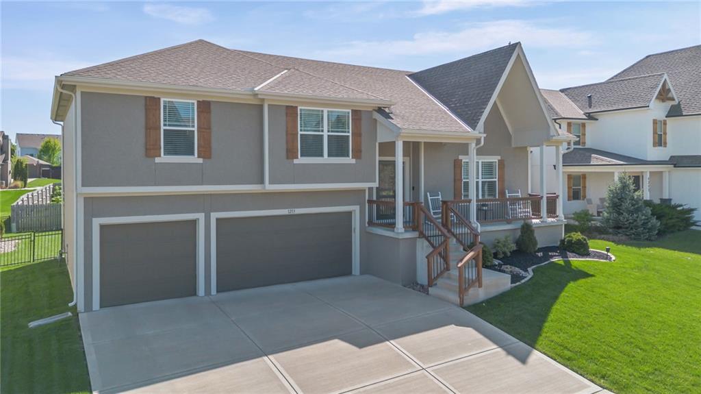 Listing Photo MLS #HMS2614566