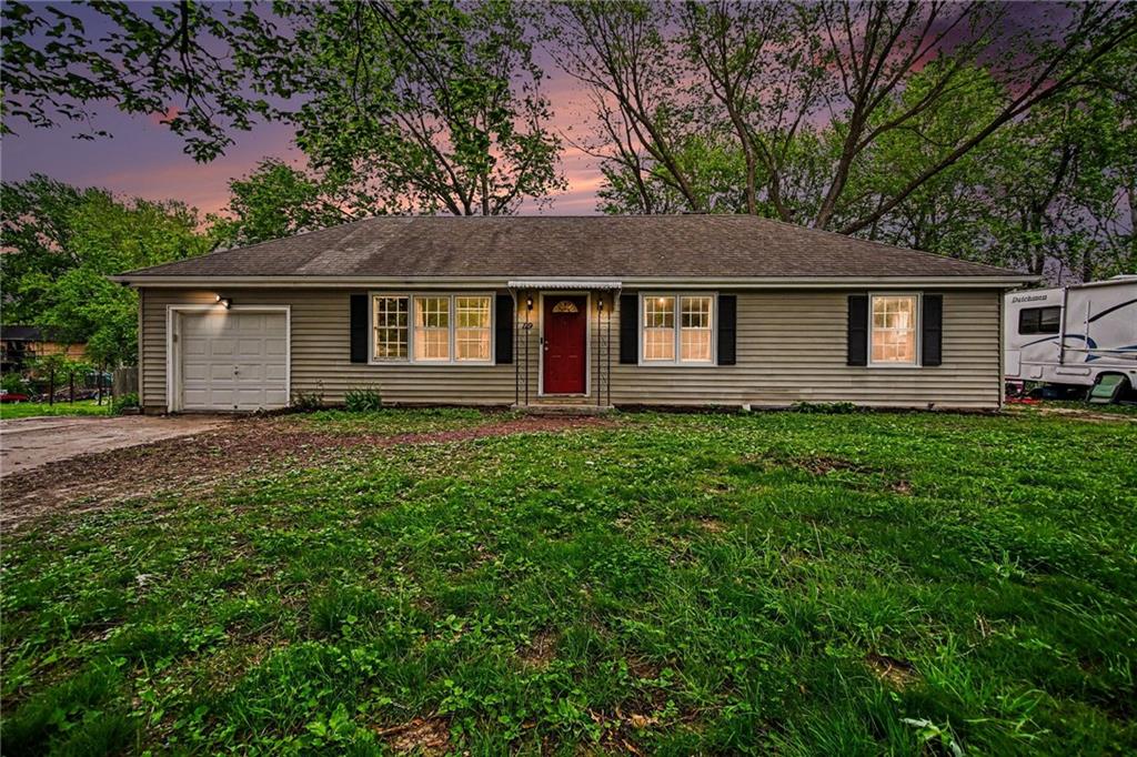 Listing Photo MLS #HMS2615389