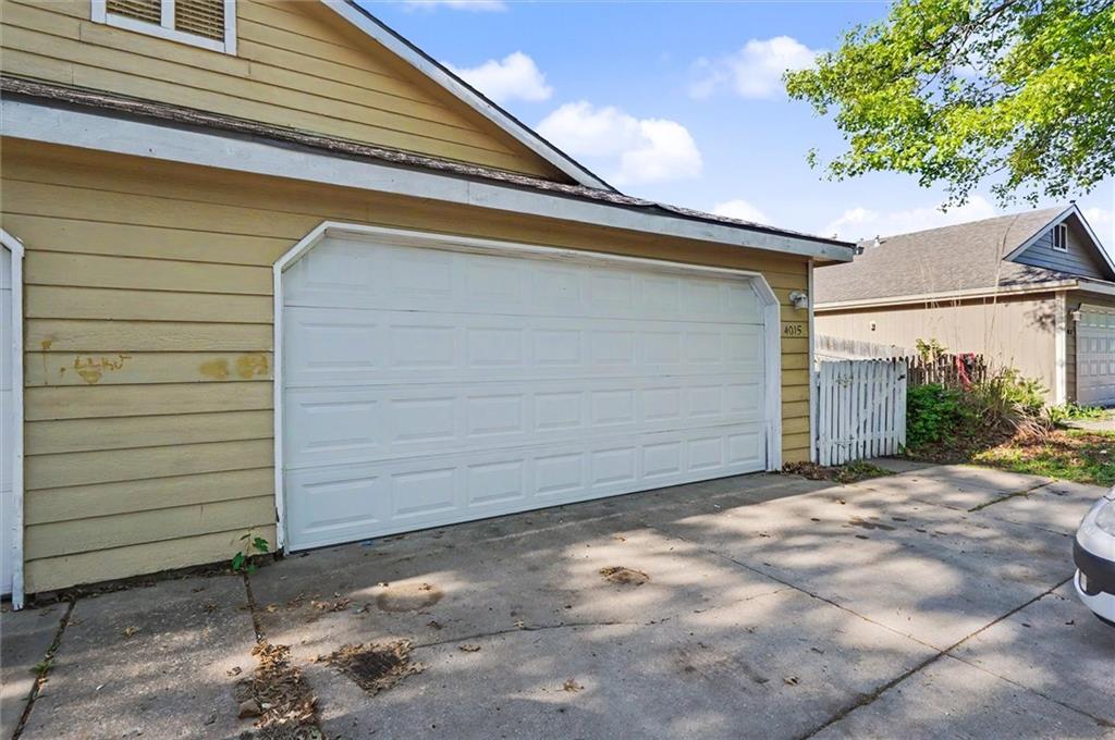 Listing Photo MLS #HMS2615554