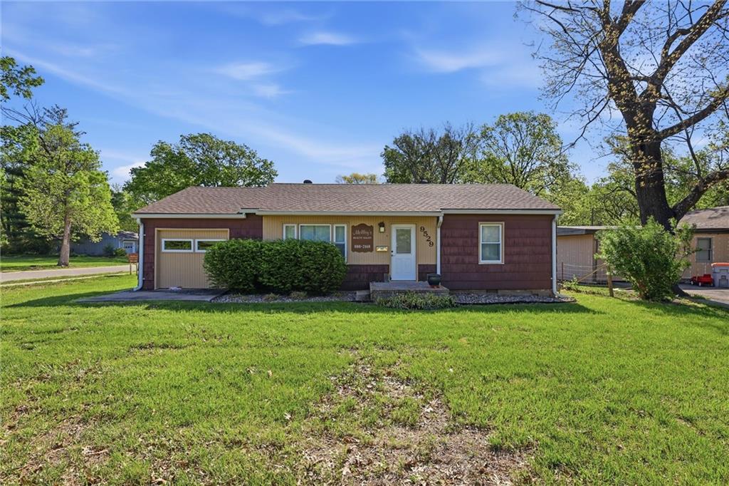 Listing Photo MLS #HMS2615568