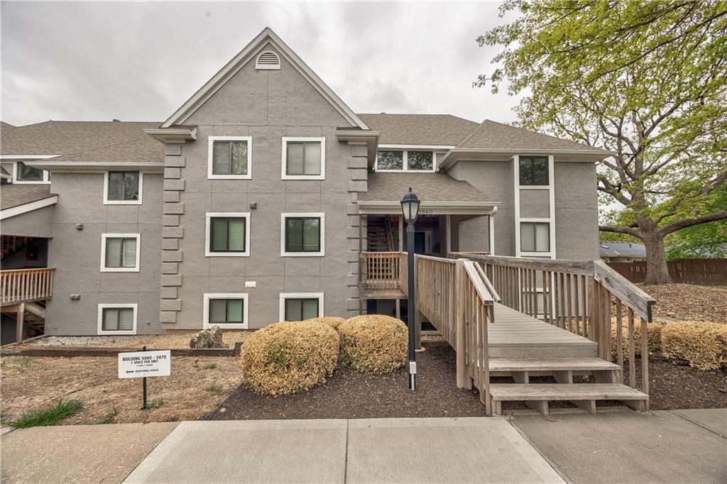Listing Photo MLS #HMS2616073