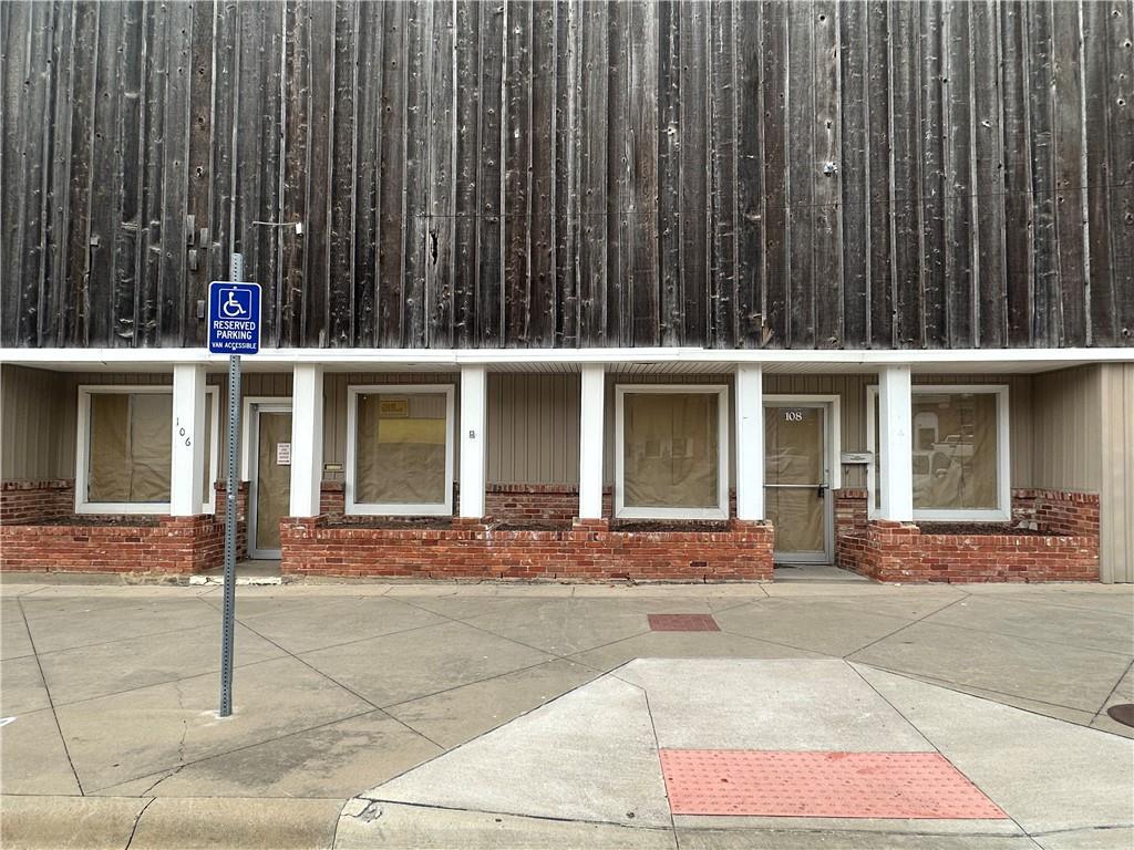 Listing Photo MLS #HMS2616079