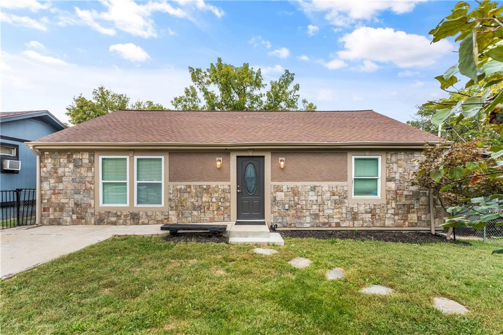 Listing Photo MLS #HMS2616206