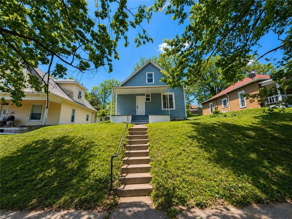 Listing Photo MLS #HMS2616305