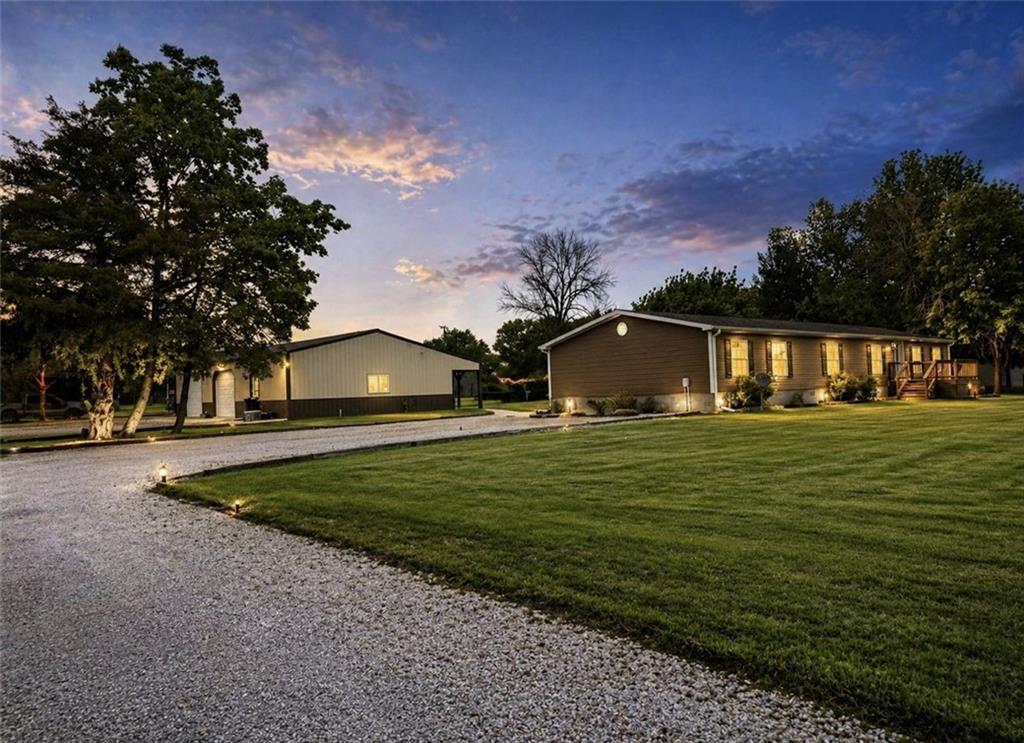 Listing Photo MLS #HMS2617687