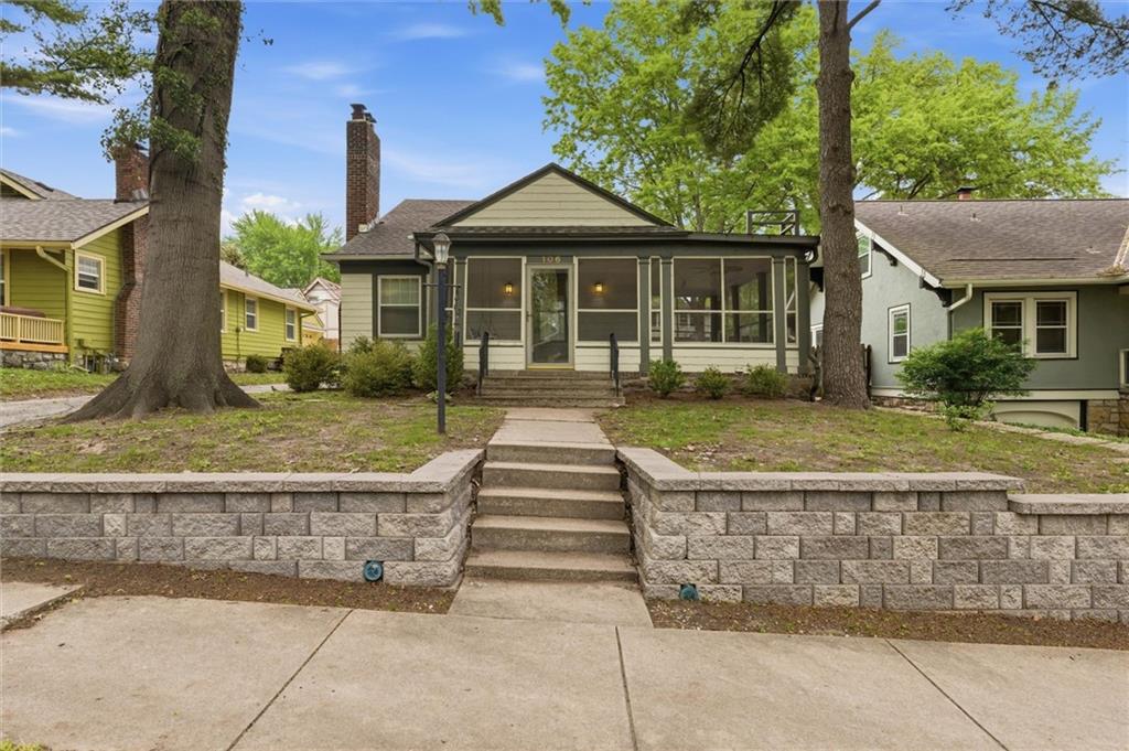 Listing Photo MLS #HMS2617702