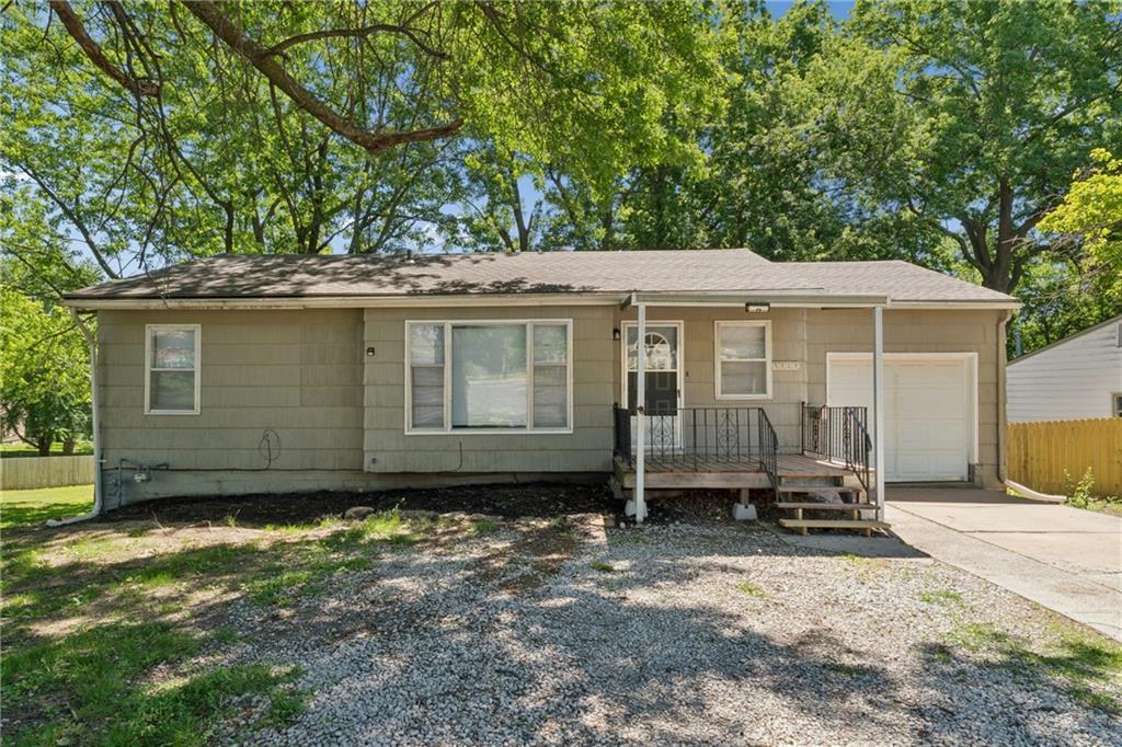 Listing Photo MLS #HMS2620207