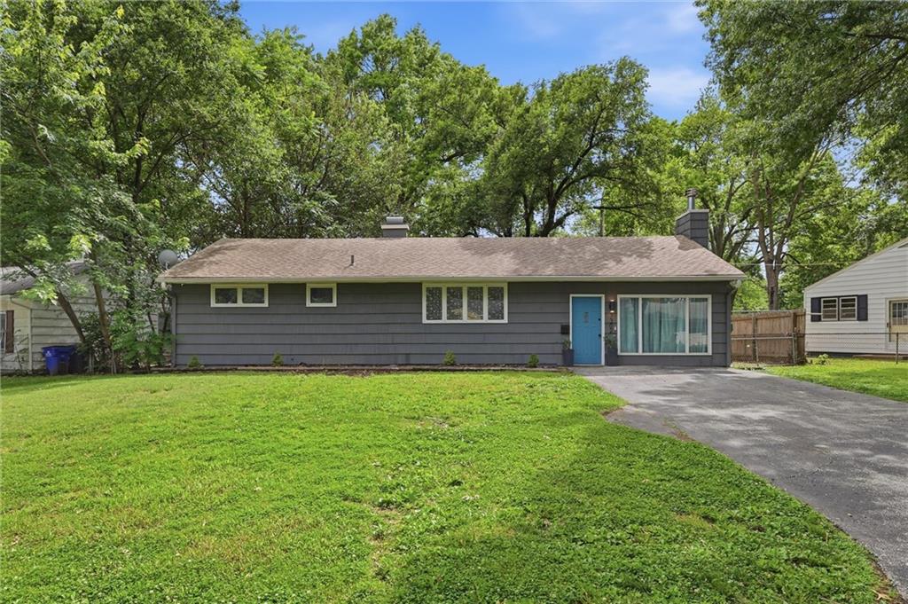Listing Photo MLS #HMS2621446