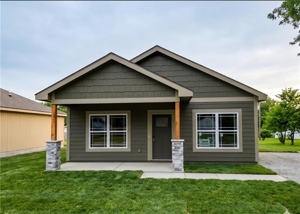 Listing Photo MLS #HMS2621954