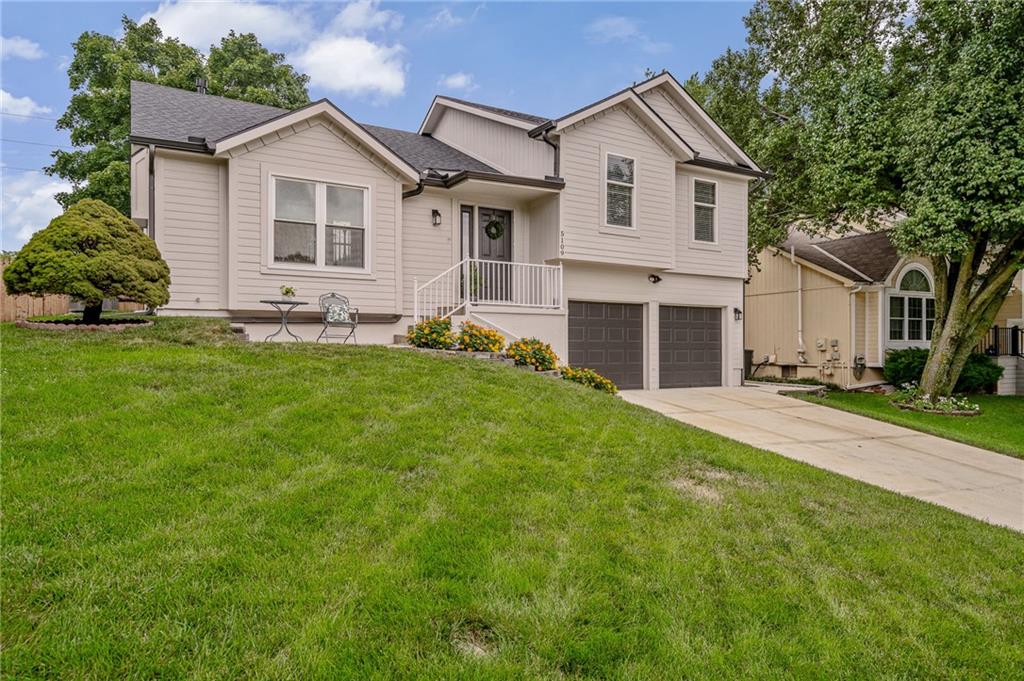 Listing Photo MLS #HMS2622182