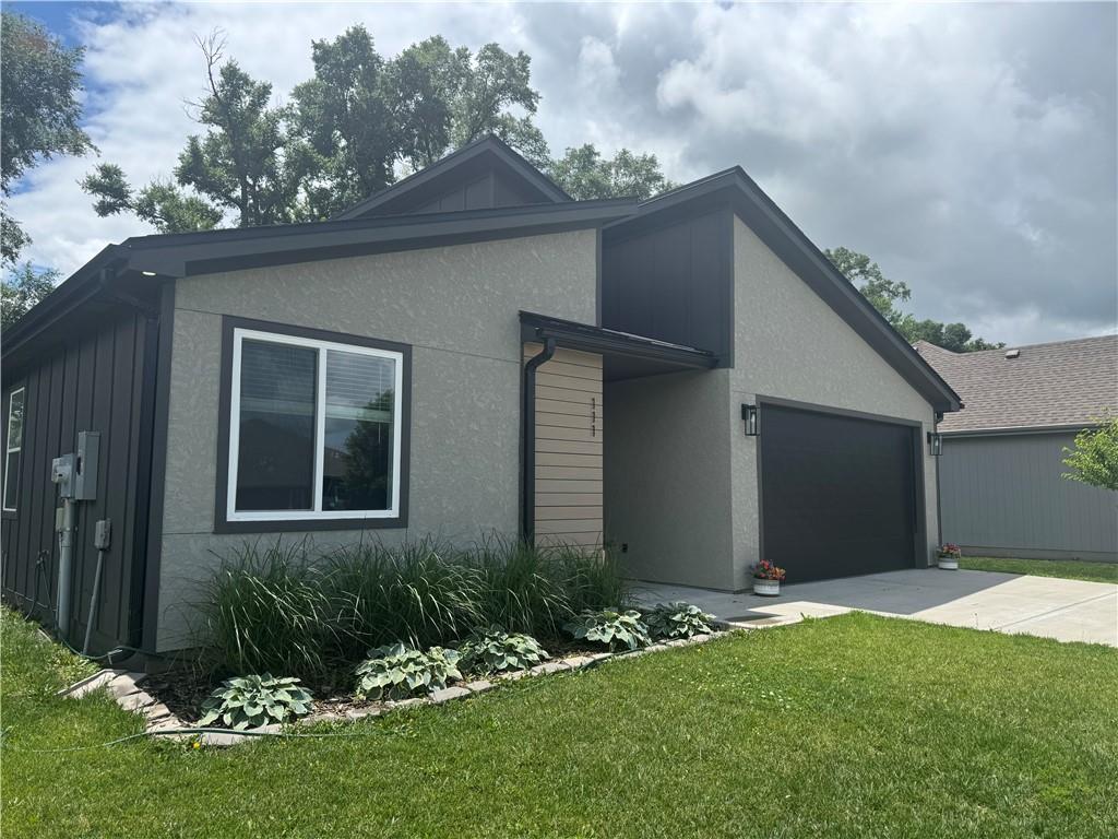 Listing Photo MLS #HMS2622938