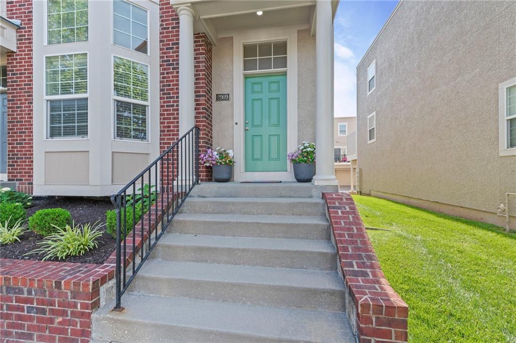 Listing Photo MLS #HMS2624695