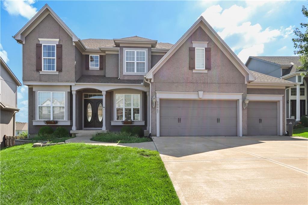 Listing Photo MLS #HMS2626540