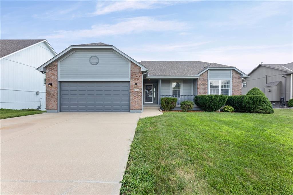 Listing Photo MLS #HMS2627033