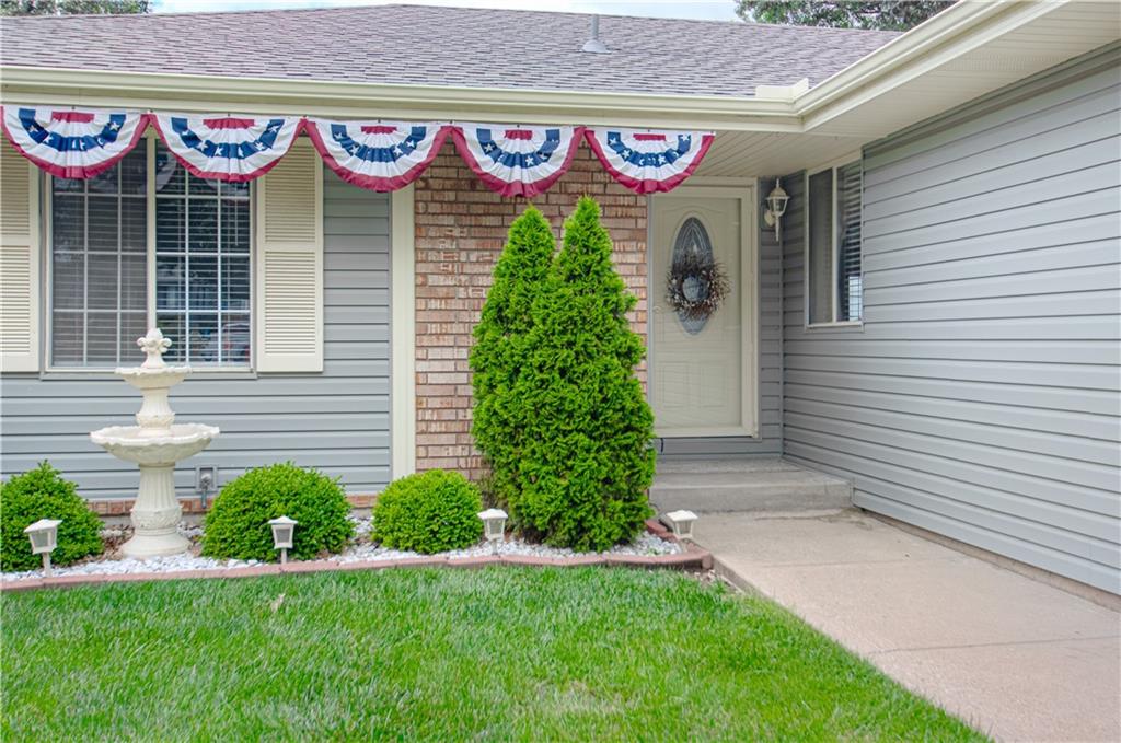 Listing Photo MLS #HMS2627425