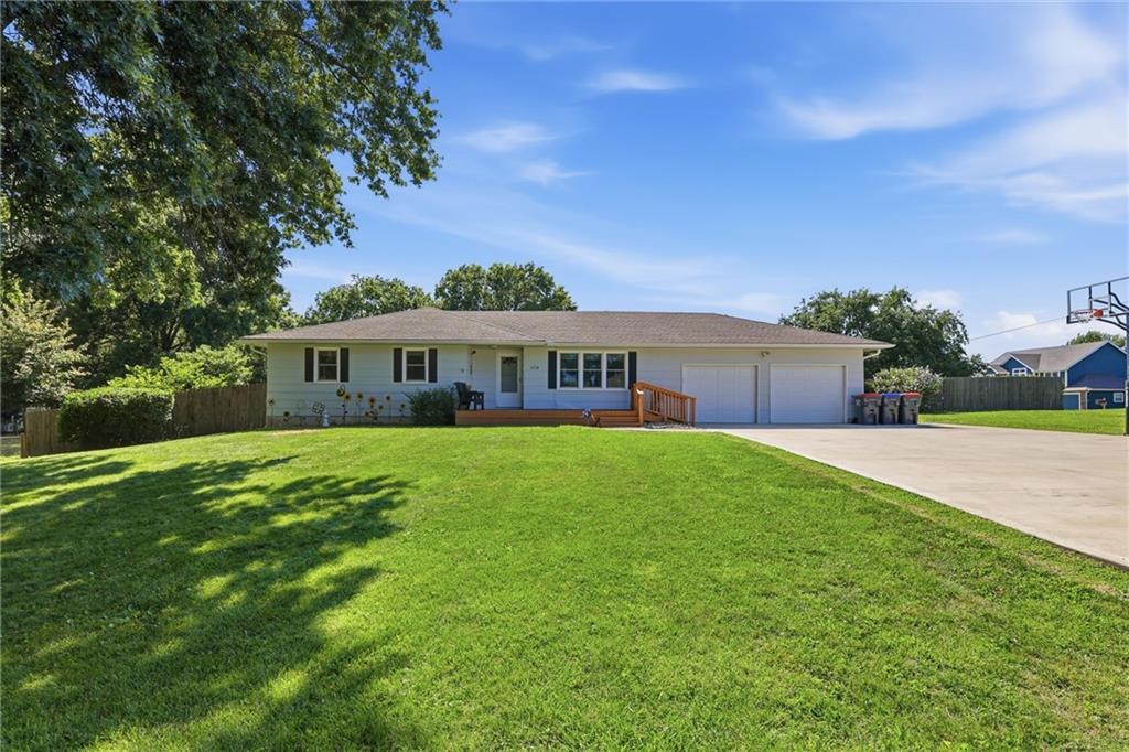 Listing Photo MLS #HMS2627455