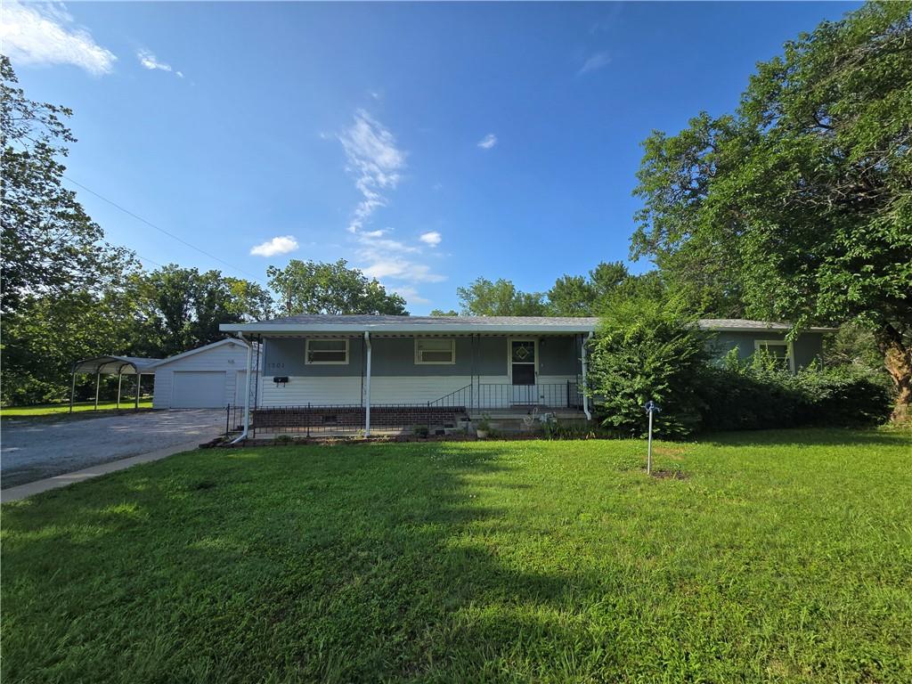 Listing Photo MLS #HMS2628221