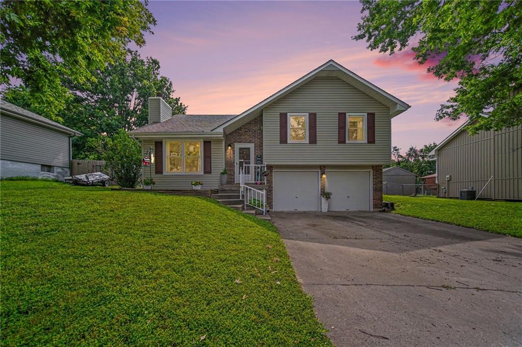 Listing Photo MLS #HMS2628741
