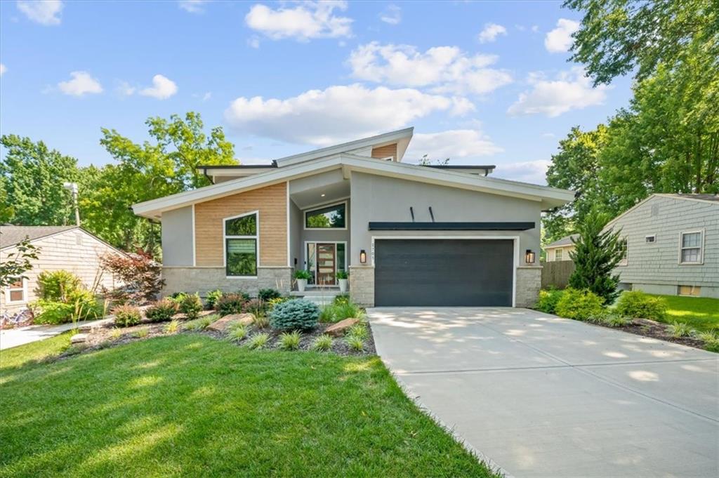 Listing Photo MLS #HMS2628755