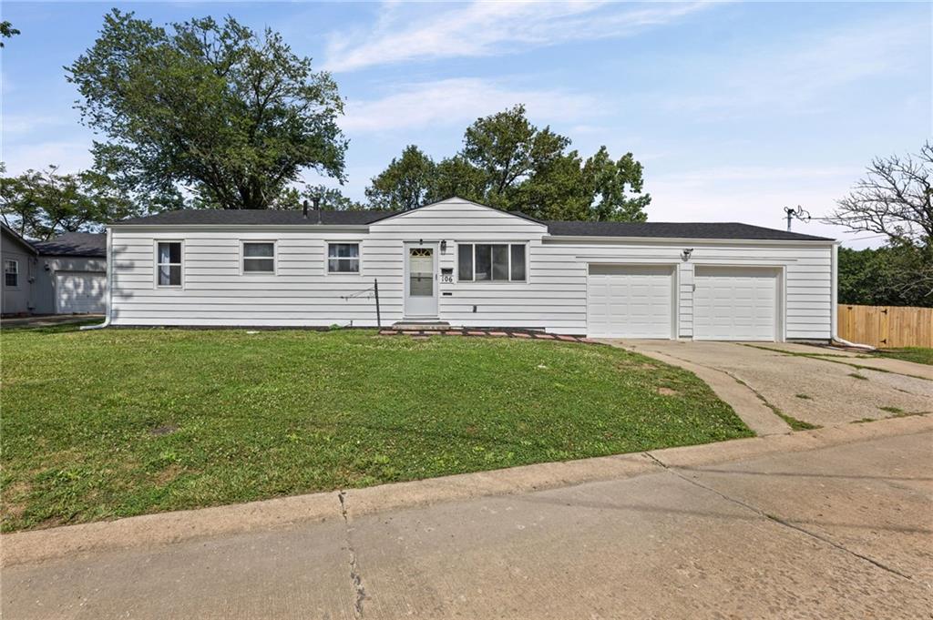 Listing Photo MLS #HMS2629023