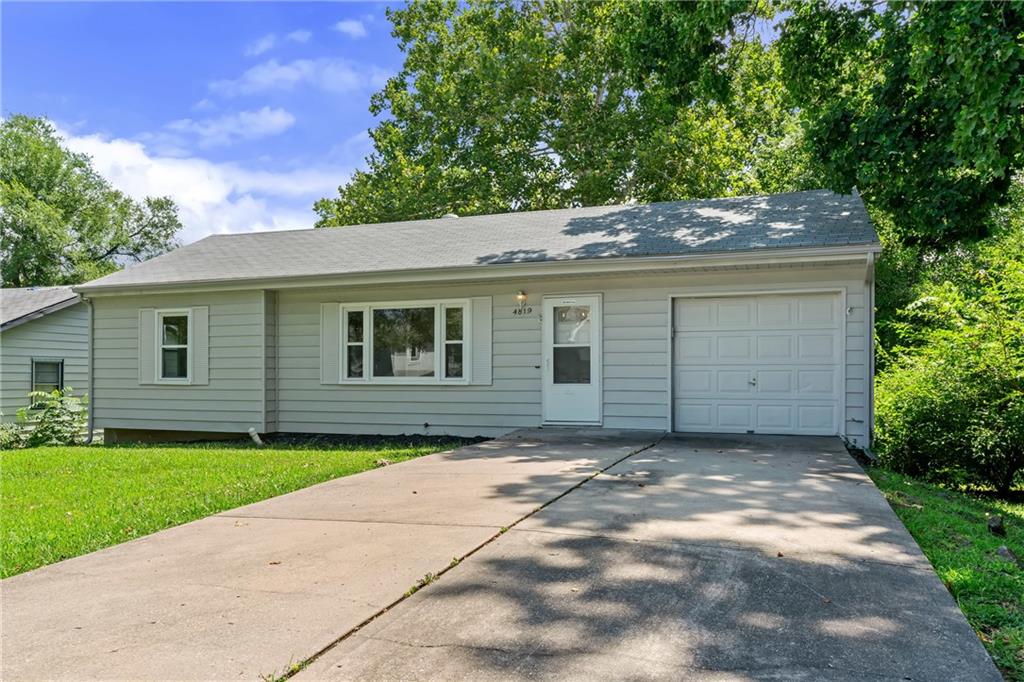 Listing Photo MLS #HMS2629067