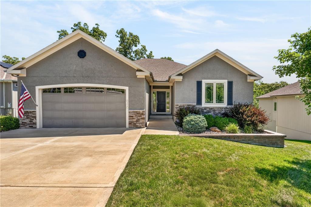 Listing Photo MLS #HMS2629655