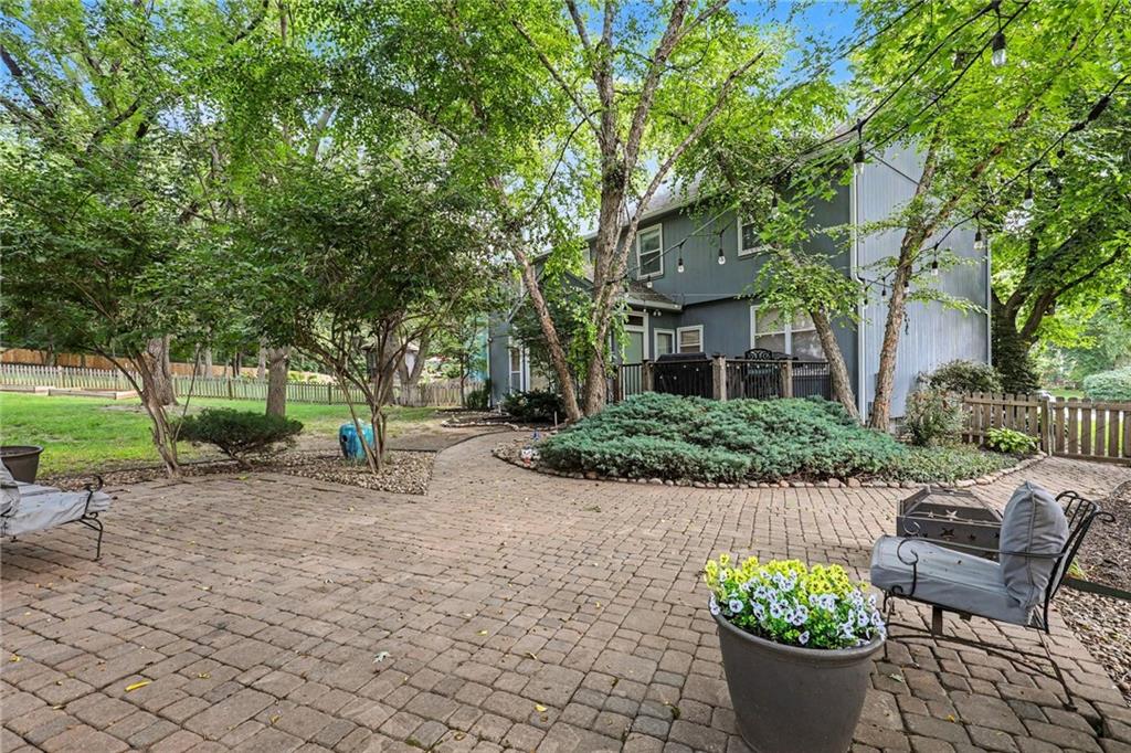 Listing Photo MLS #HMS2629694
