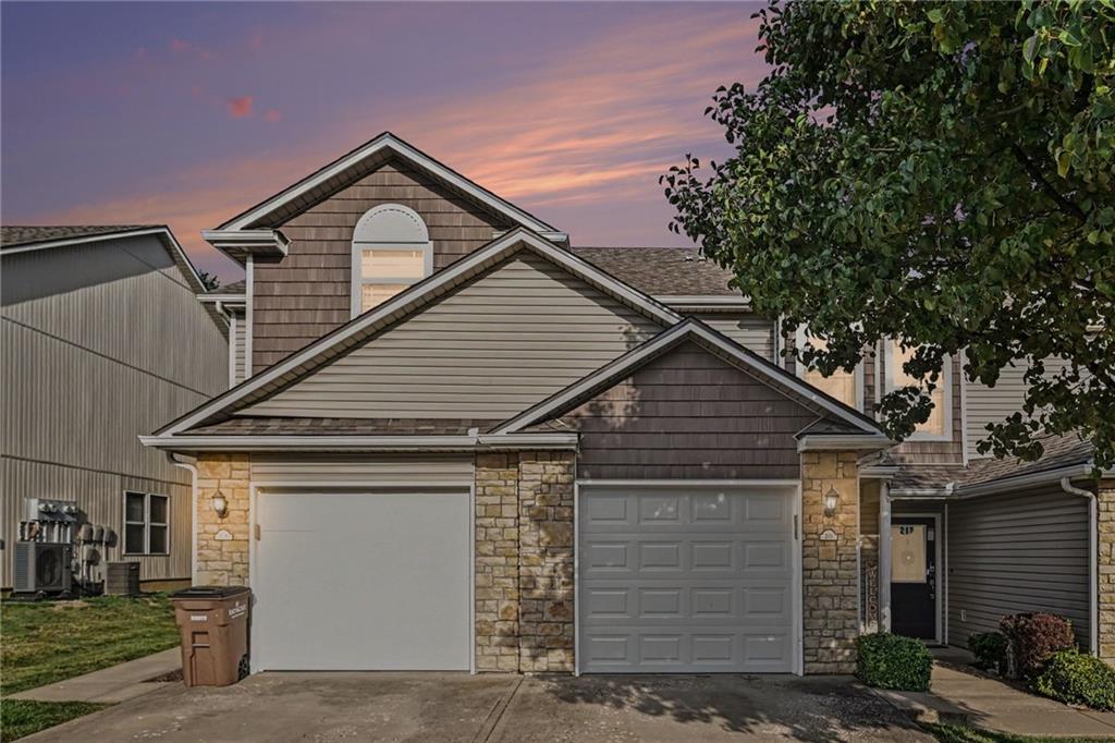 Listing Photo MLS #HMS2629774