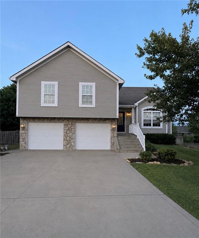 Listing Photo MLS #HMS2629775